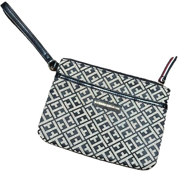 Tommy Hilfiger Wristlet Classic Black & Tan w/navy interior EUC - Picture 2 of 12